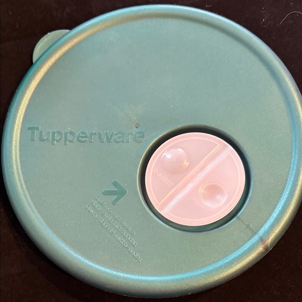 Tupperware dark Green Round Container - Picture 2 of 5